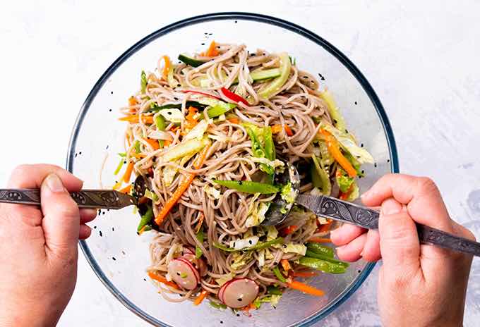 Asian-Soba-Noodle-Salad