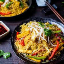 Singapore-noodles-popular-takeout-made-at-home