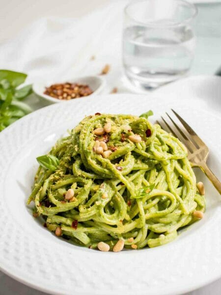 a plate of Pasta With Green Sauce