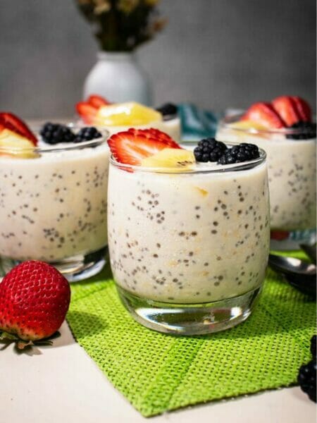 4 glasses of protein overnight oats