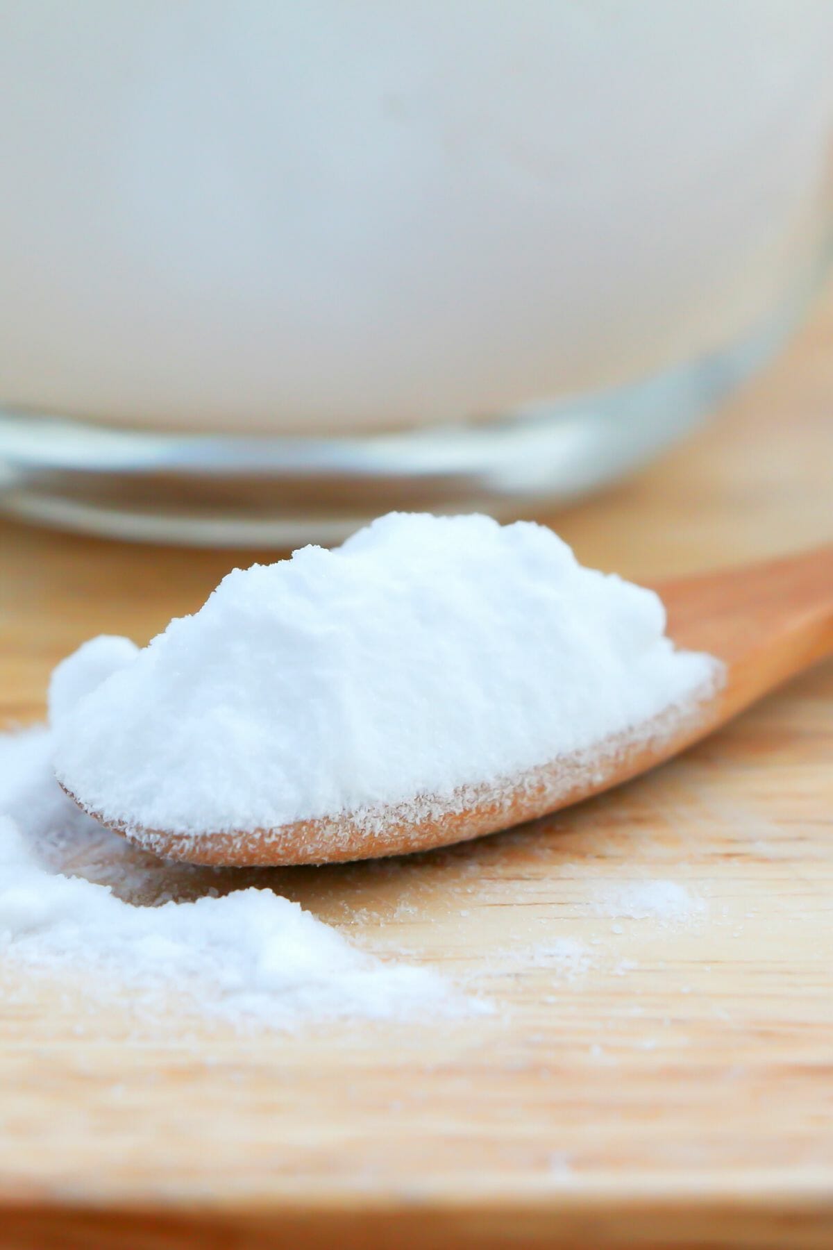 a spoonful of white powder