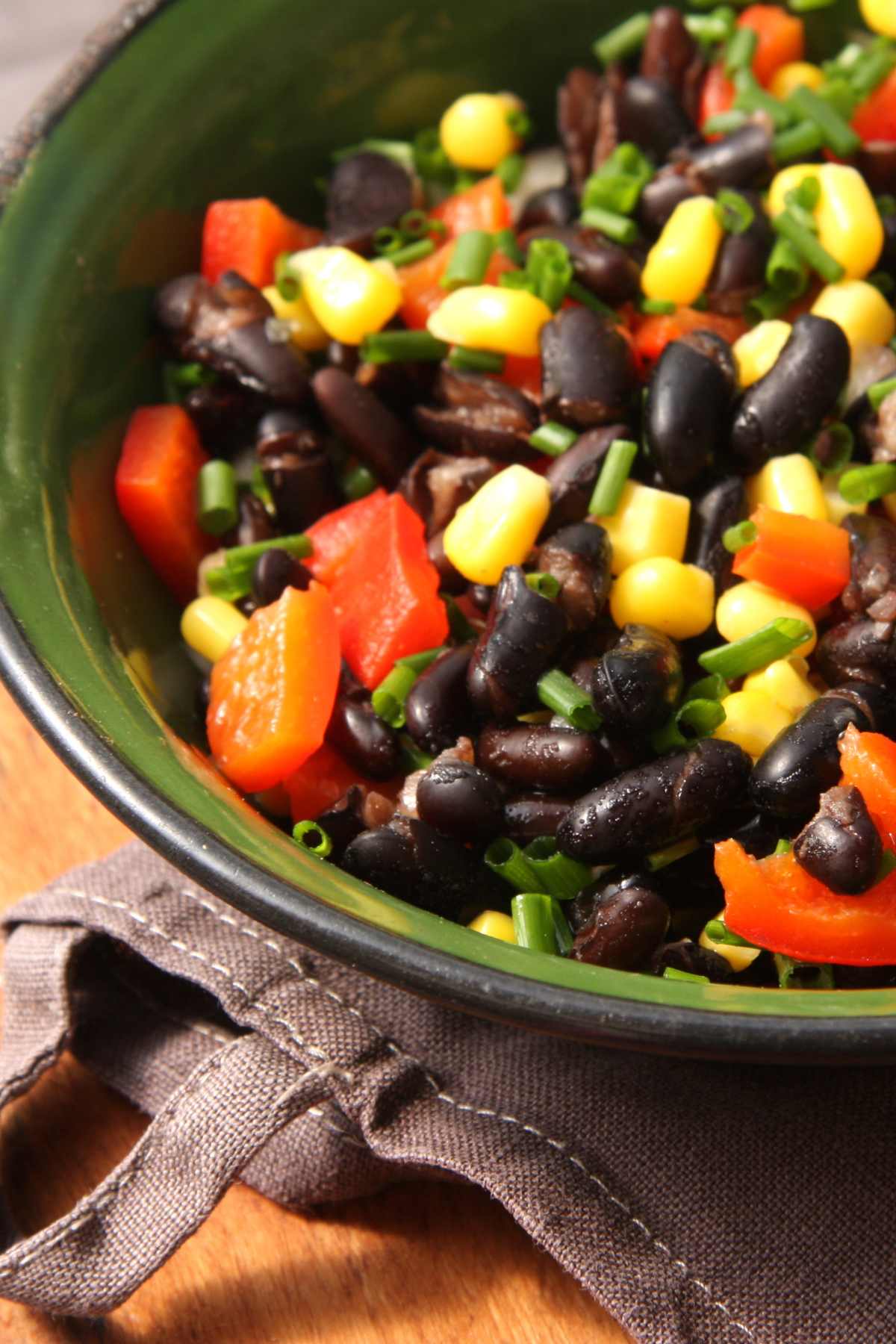 black beans vs pinto beans nutrition