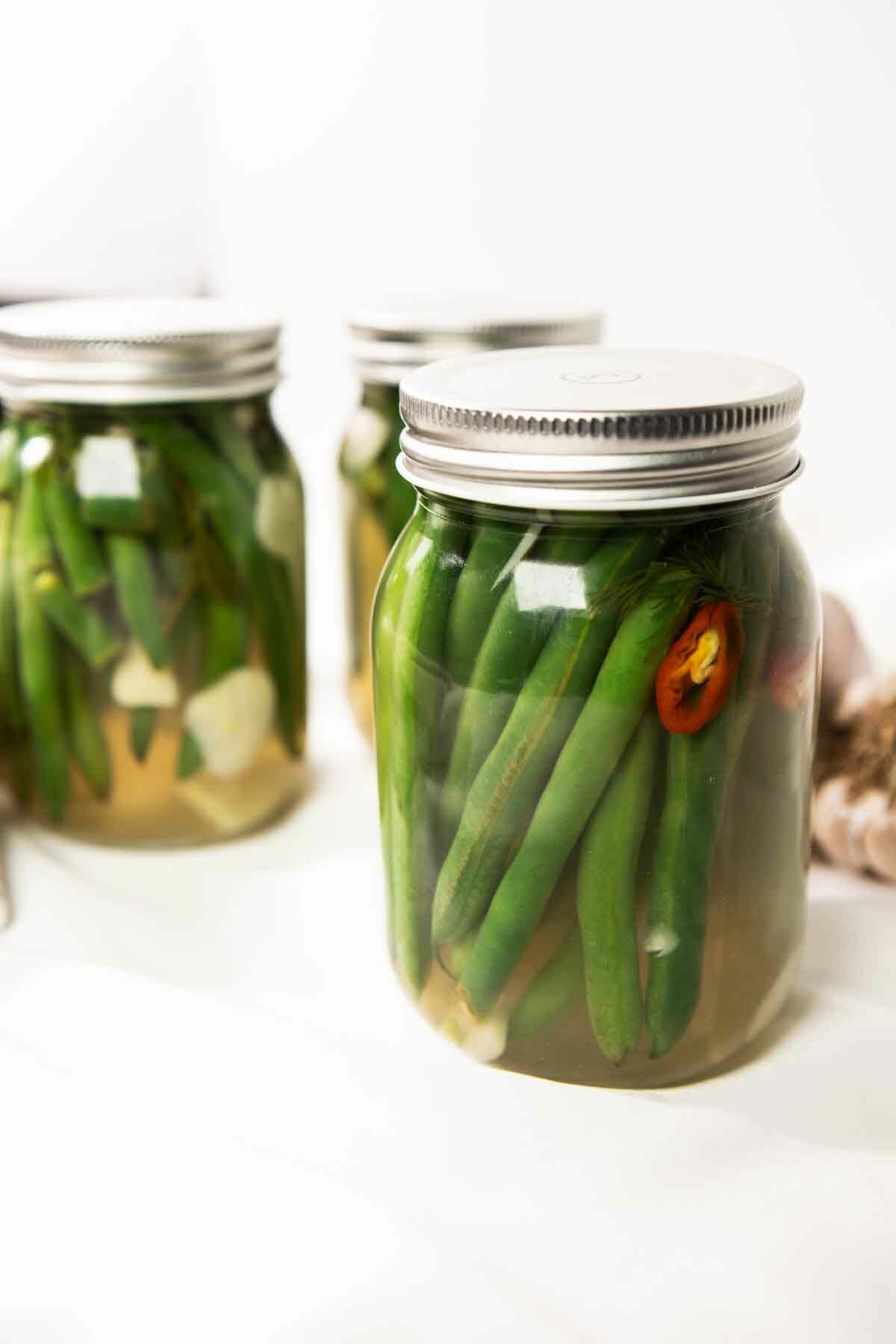 quick pickled green beans