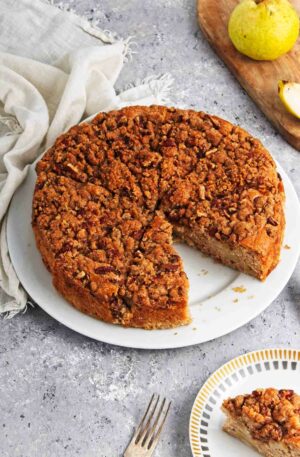 pear crumb cake