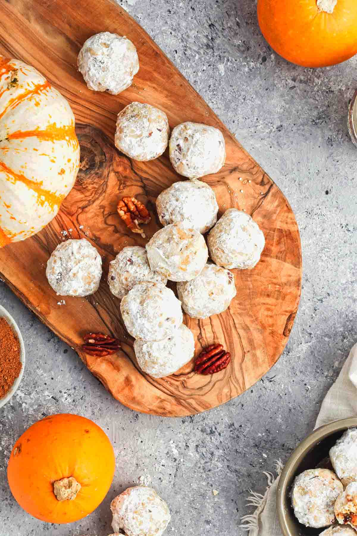 pumpkin snowball cookies