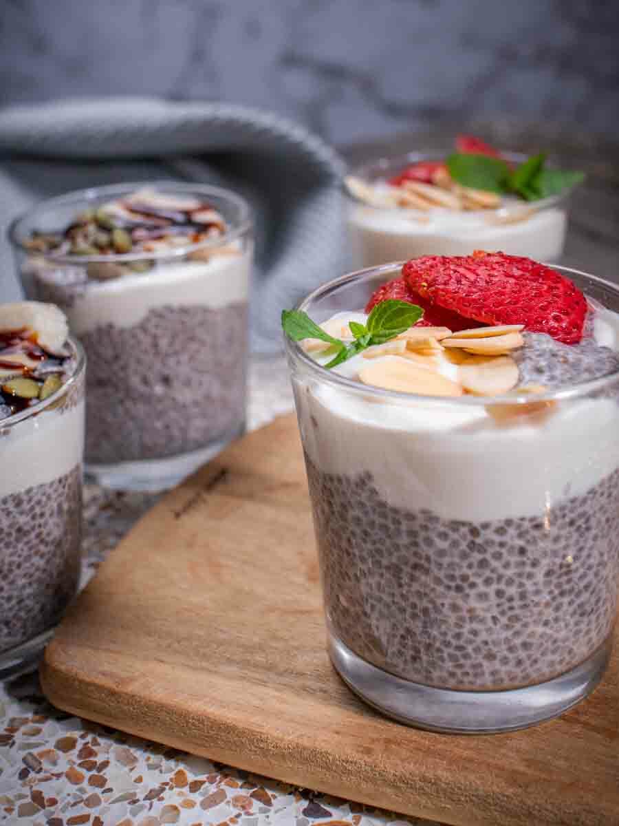 Overnight-4-ingredients-overnight-chia-seed-pudding