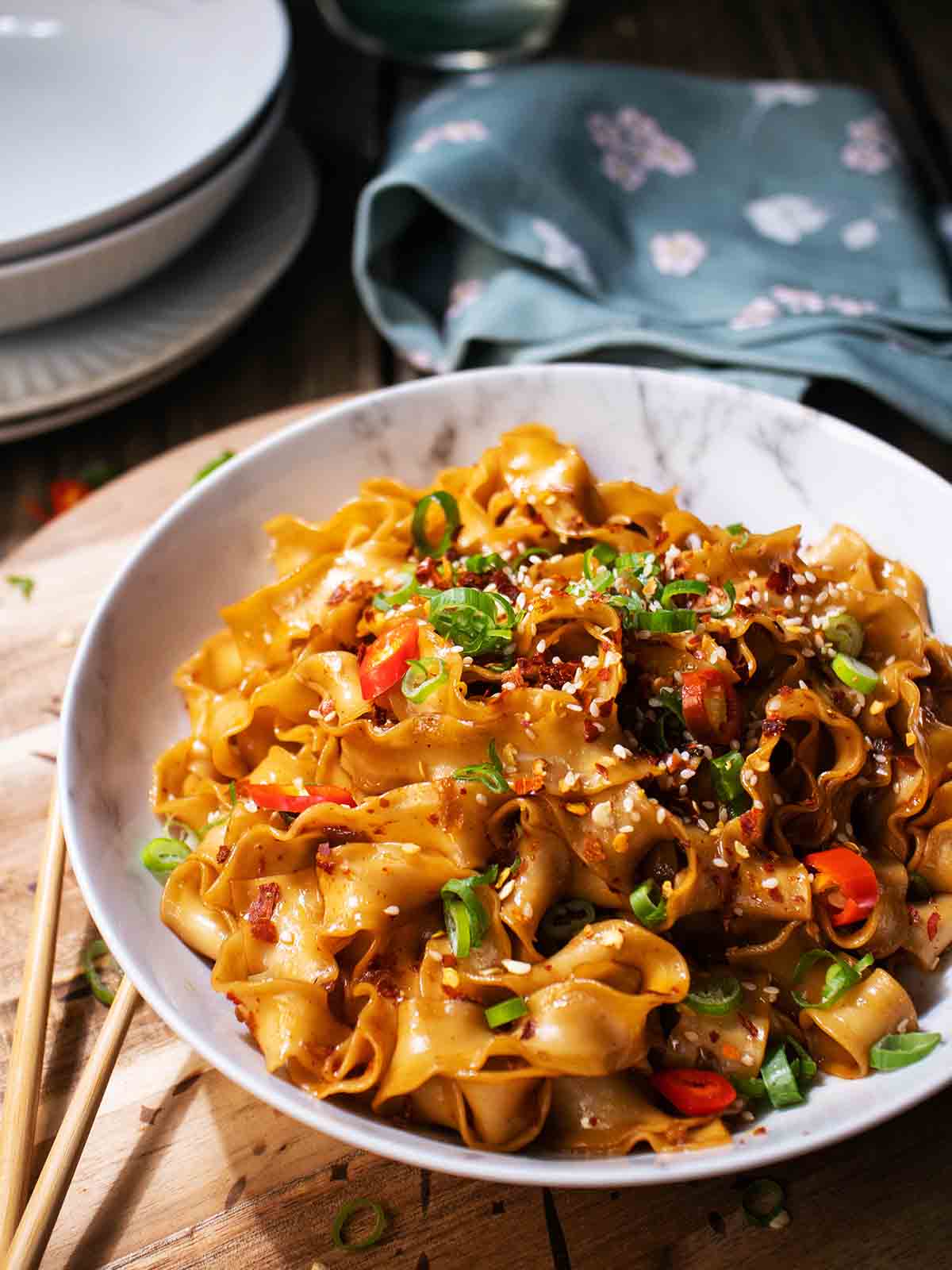 vegan garlic-chili-noodle