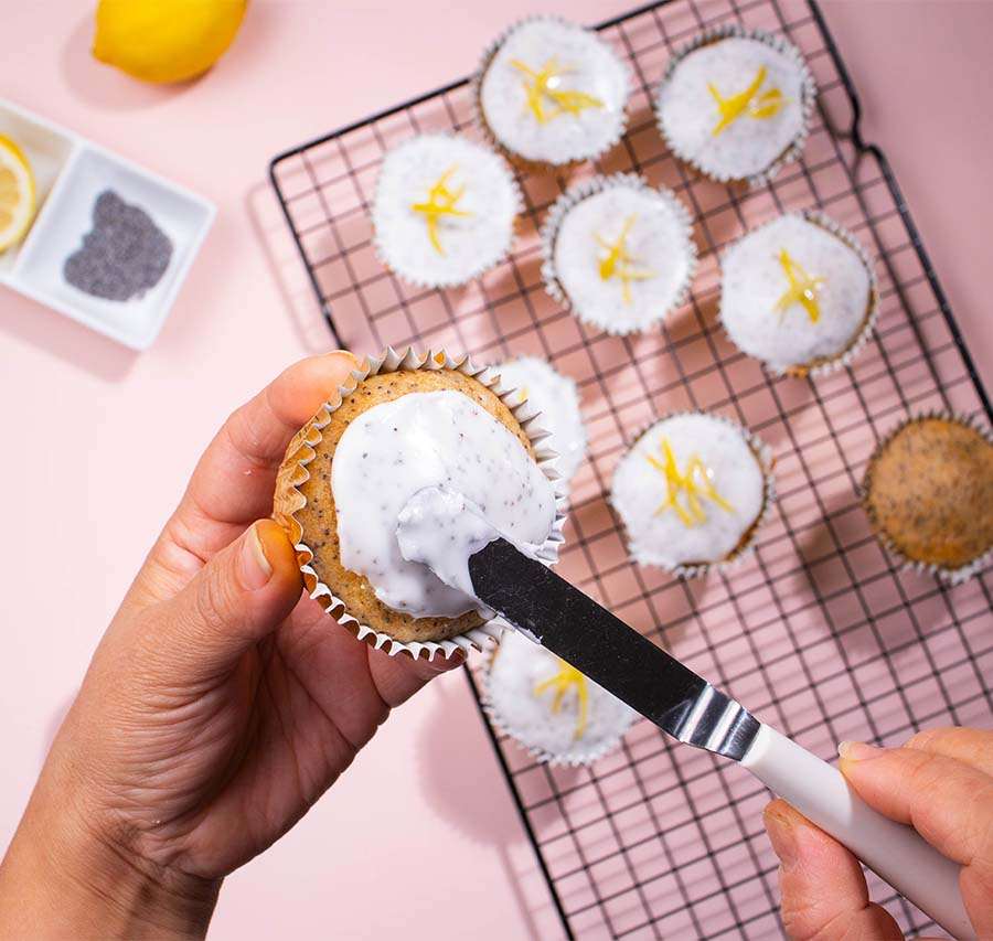 lemon-poppy-seed-spelt-cupcakes(vegan)