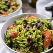 mediterranean-pasta-salad-with-pasley-relish