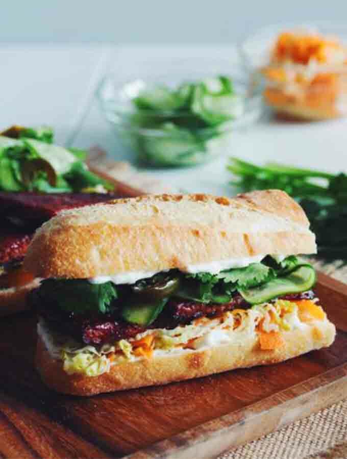 vegan-bbq-tempeh-bahnmi-sandwich-holiday-brunch