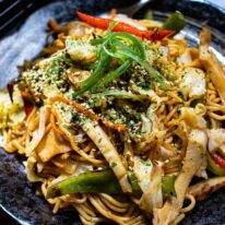 vegan-yakisoba-japanese-stir-fry-noodles